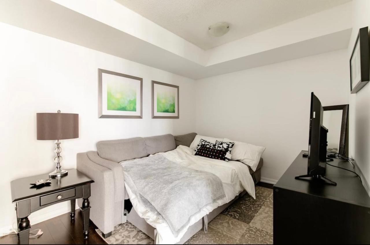 Ferienwohnung Downtown Toronto+Free Parking+Cn Tower View Exterior foto
